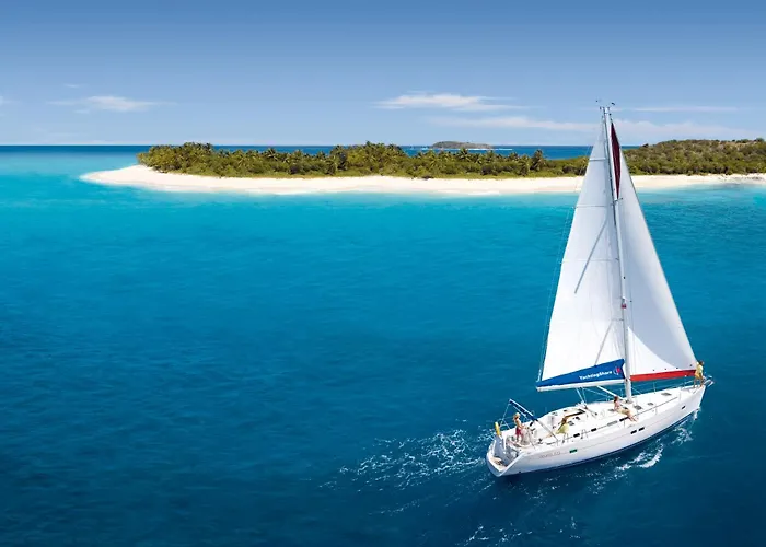 Rent A On A Sailing Yacht! 船屋 普拉